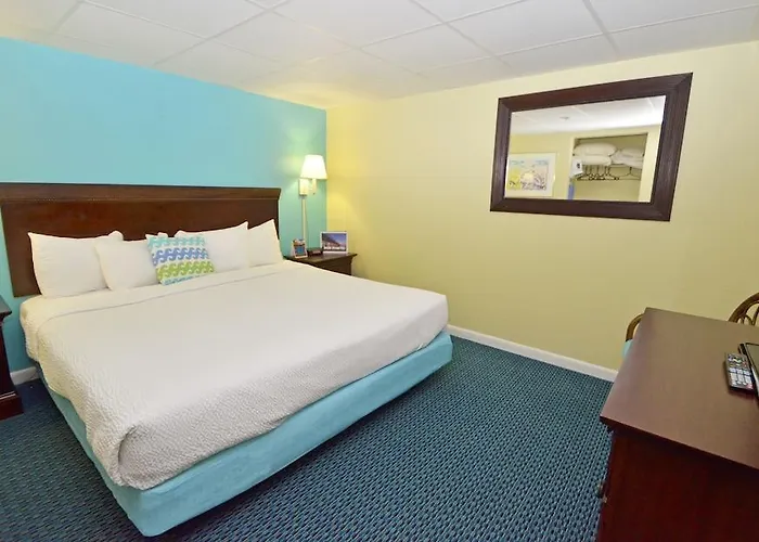 Hotel Cayman 3*