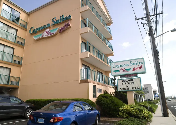 Cayman Hotel 3*